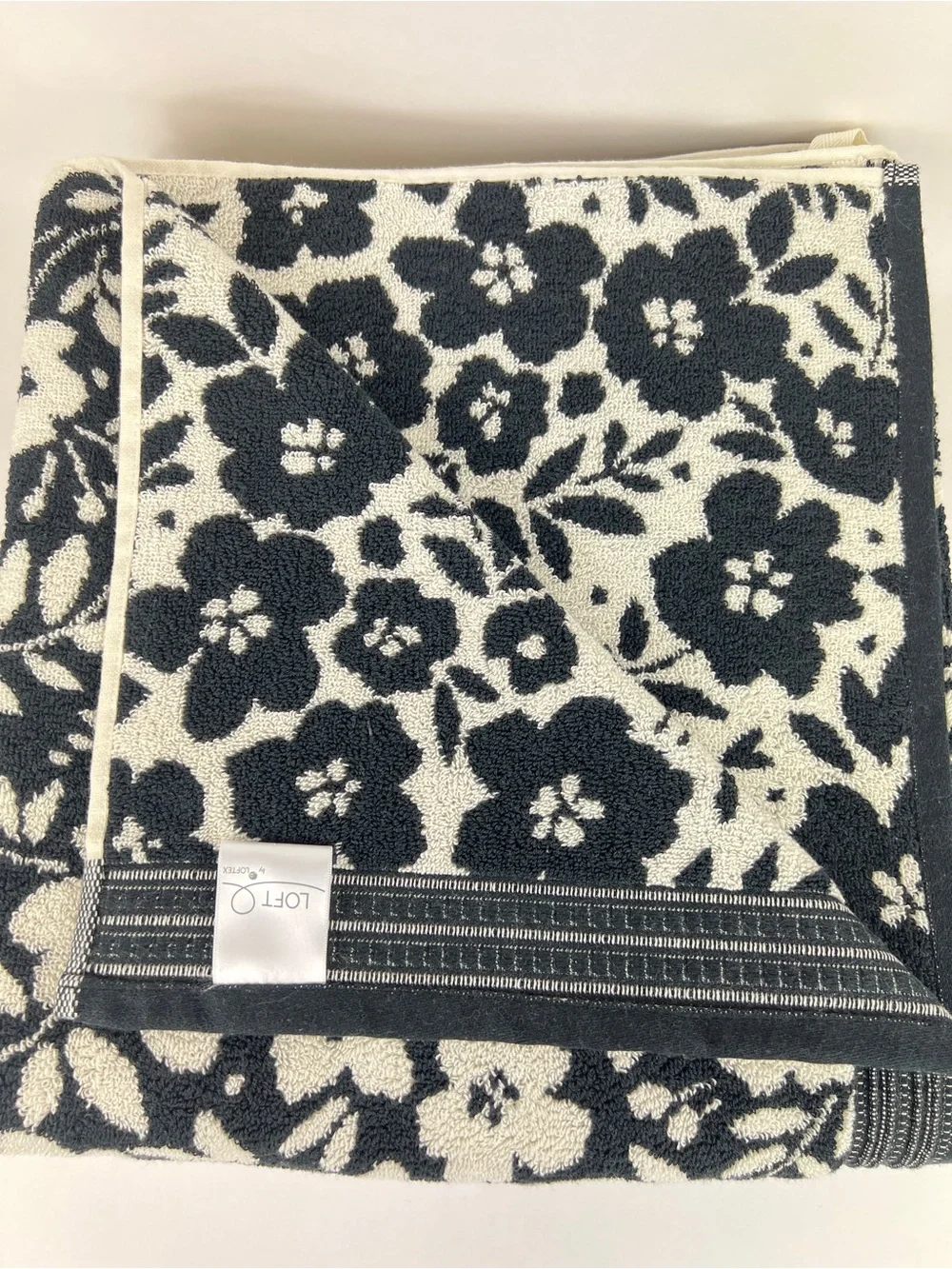 Loft by Loftex Bath Towel Set Bold Floral Black Off White 100% Cotton 8 Pc NEW